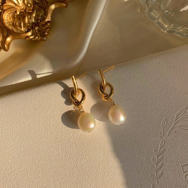 Baroque Pearl Earring