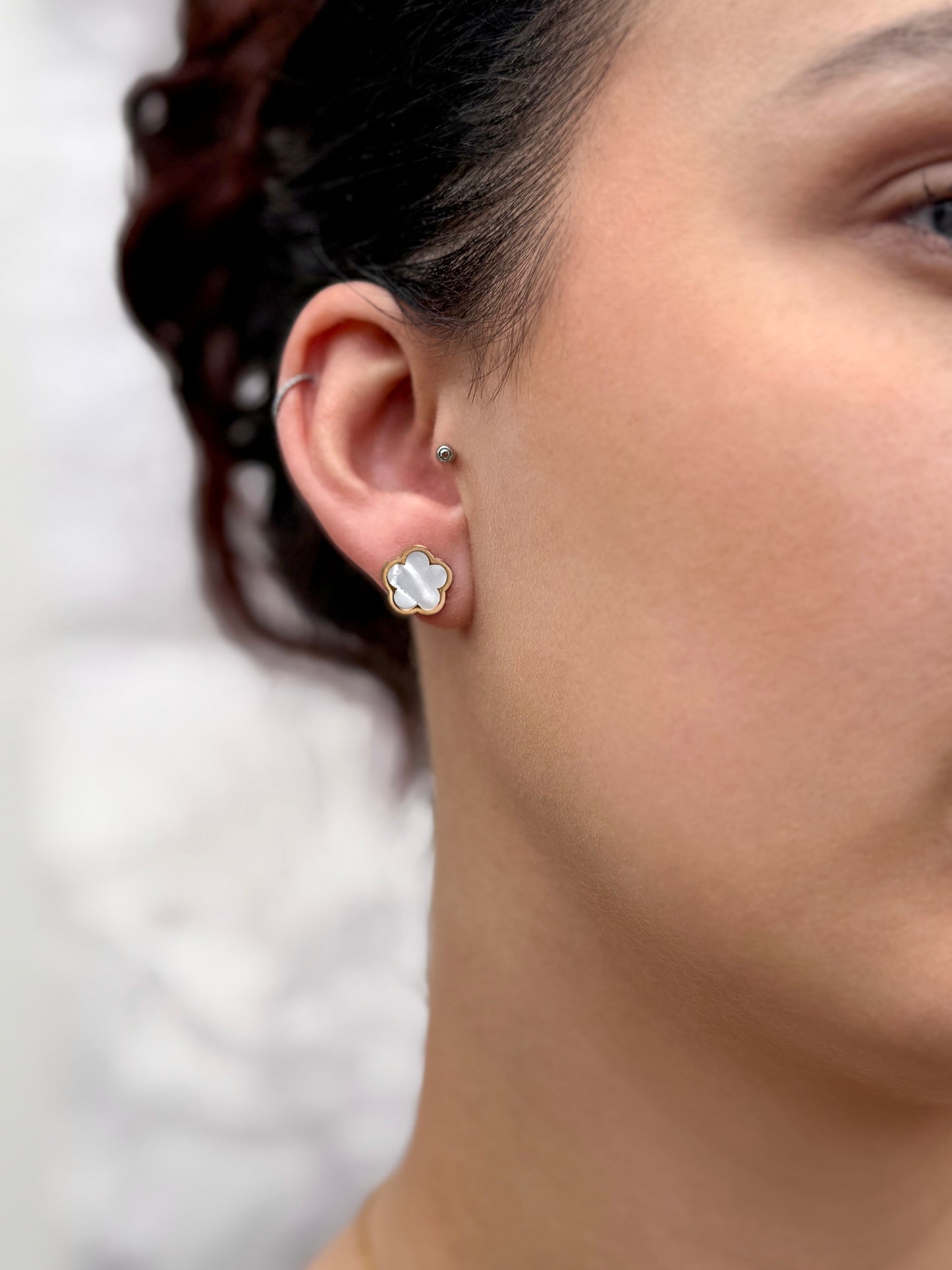 Pearl Clover Stud Earrings