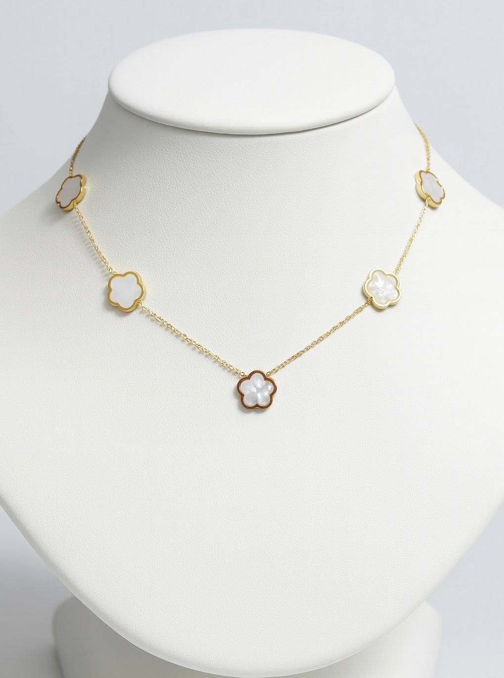 Pearl Clover Necklace